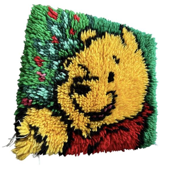 Winnie the Pooh Latch Hook VTG Square Rug Only Nursery Wall Hanging Disney READ - Picture 3 of 7